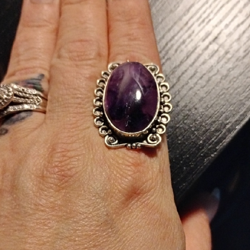 Vintage Oval Amethyst Sterling Silver Gemstone Ring